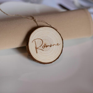 Marque place rondin de bois gravé