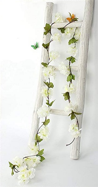 Guirlande de fleurs blanches - 235 cm